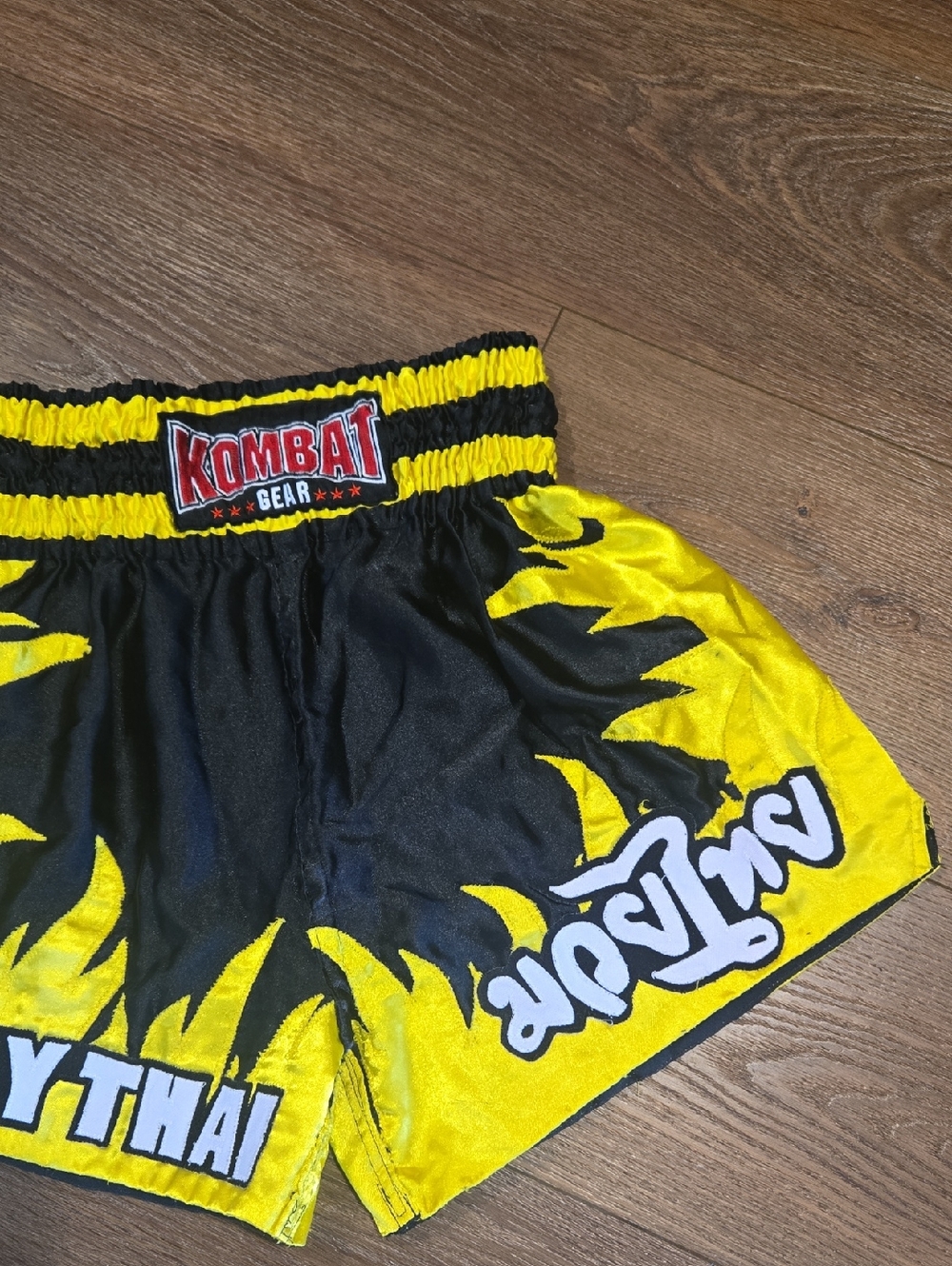 UNISEX KOMBAT GEAR BOXING SHORTS.. SIZE XL.. #7956 - Picture 3 of 7